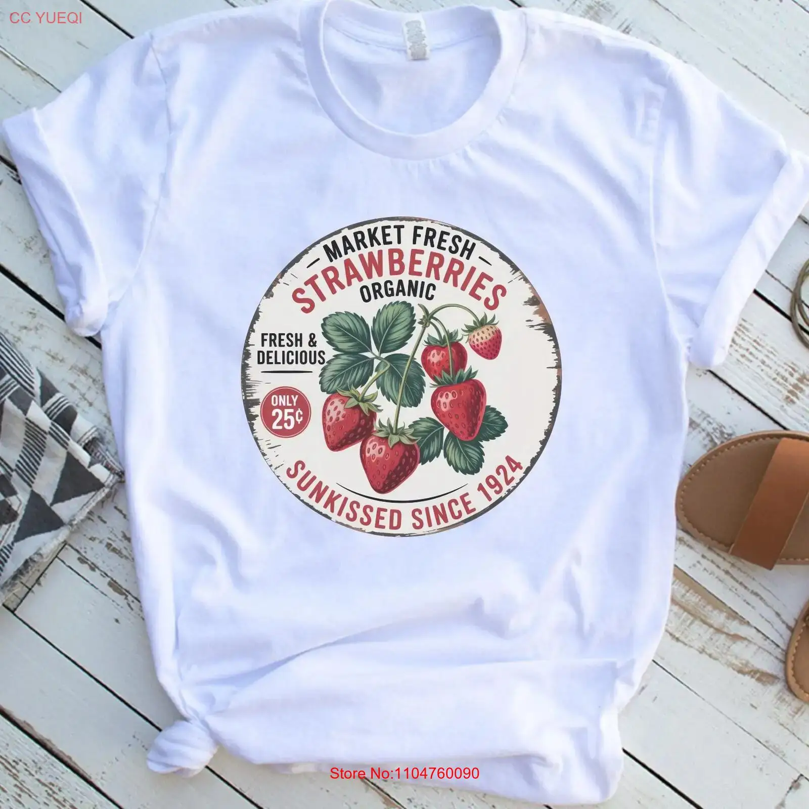 Vintage Fashion Market - Fresh Strawberries Vintage T Shirt Organic