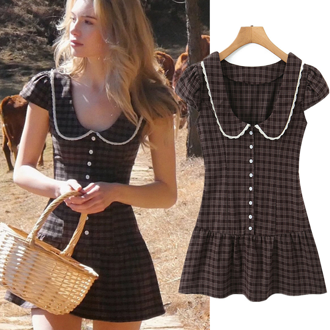 Vintage Fashion Bloggers - Maxdutti Ins Fashion Blogger Vintage Plaid