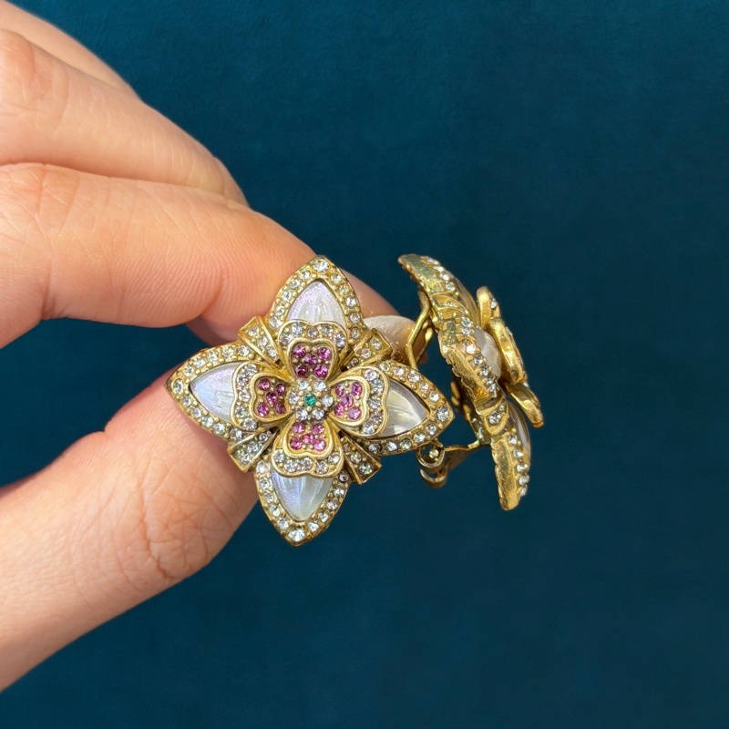 Vintage Fashion Jewelry Brands - Vintage Colorful Rhinestone Four Leaf Clover