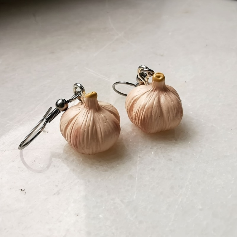 Creative Simulation Resin Garl - Vintage Fashion Enthusiasts review and price