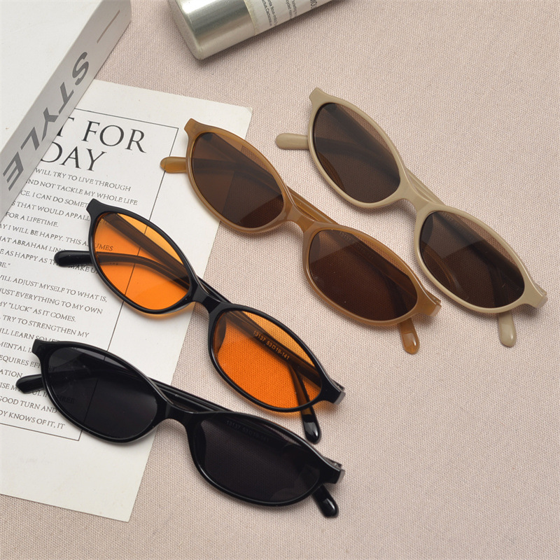 New Retro Oval Cat Eye Sunglas - Vintage Fashion Glasses review and price