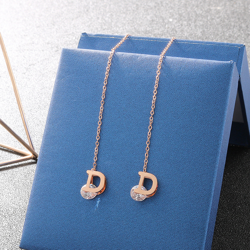Vintage Luxury Letter D Crysta - Vintage Fashion Jewelry Brands review and price
