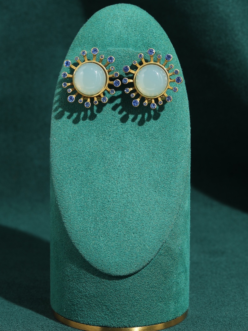 Vintage Green Agate Earrings A - Vintage Fashion Jewelry Brands review and price