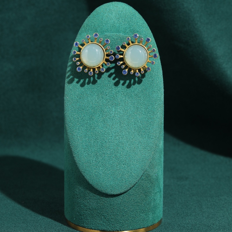 Vintage Green Agate Earrings A - Vintage Fashion Jewelry Brands review and price